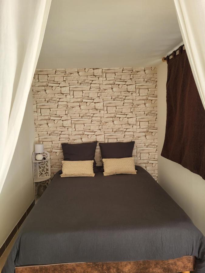 מרסיי Chambre D Hotes Au Coeur Des Oliviers מראה חיצוני תמונה