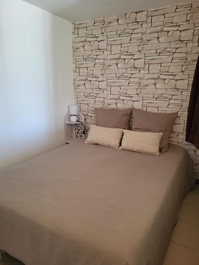 מרסיי Chambre D Hotes Au Coeur Des Oliviers מראה חיצוני תמונה